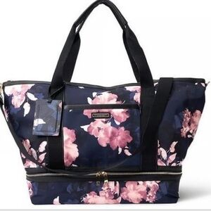 Victoria's Secret overnight weekender bag night bloom floral bottom compartment